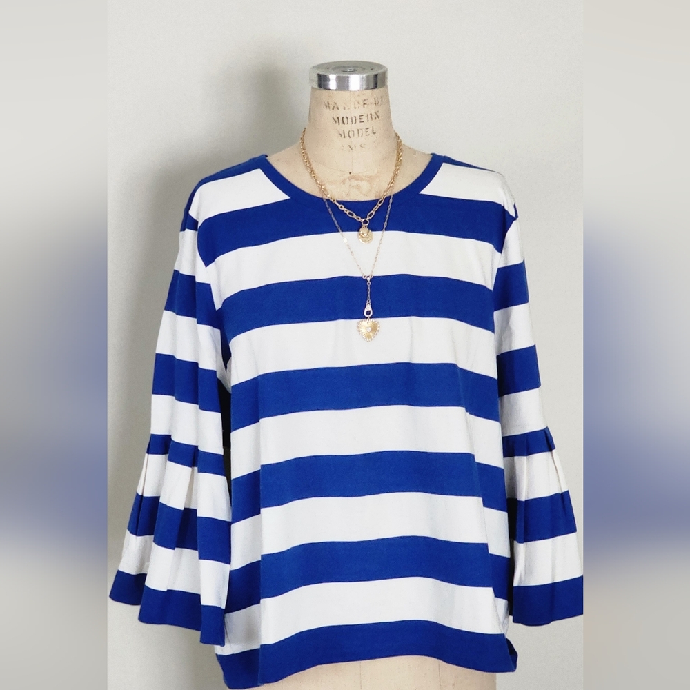 Ralph Lauren Royal Blue and White Garment